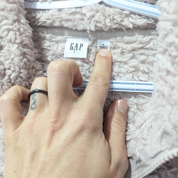 Gap Beige Sherpa Zip-Up Sweater With Pockets! Cottagecore Women's M 26.5 Inches - Picture 3 of 7